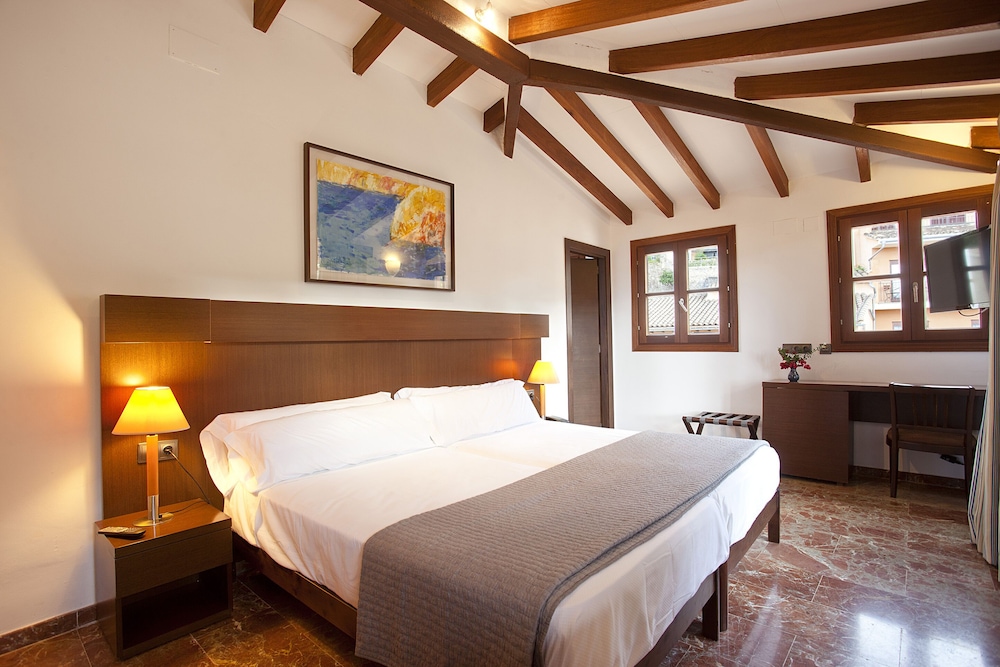 Panoramic suite, 1 bedroom, terrace, sea view Spa access not included photo 2