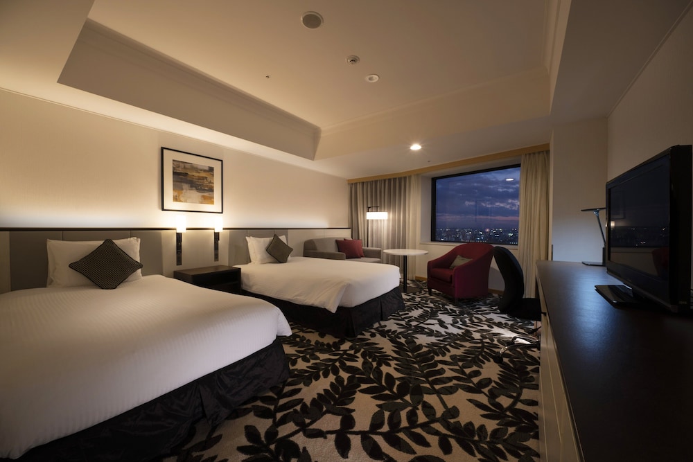 Premium Room, Multiple Beds - Photo 5