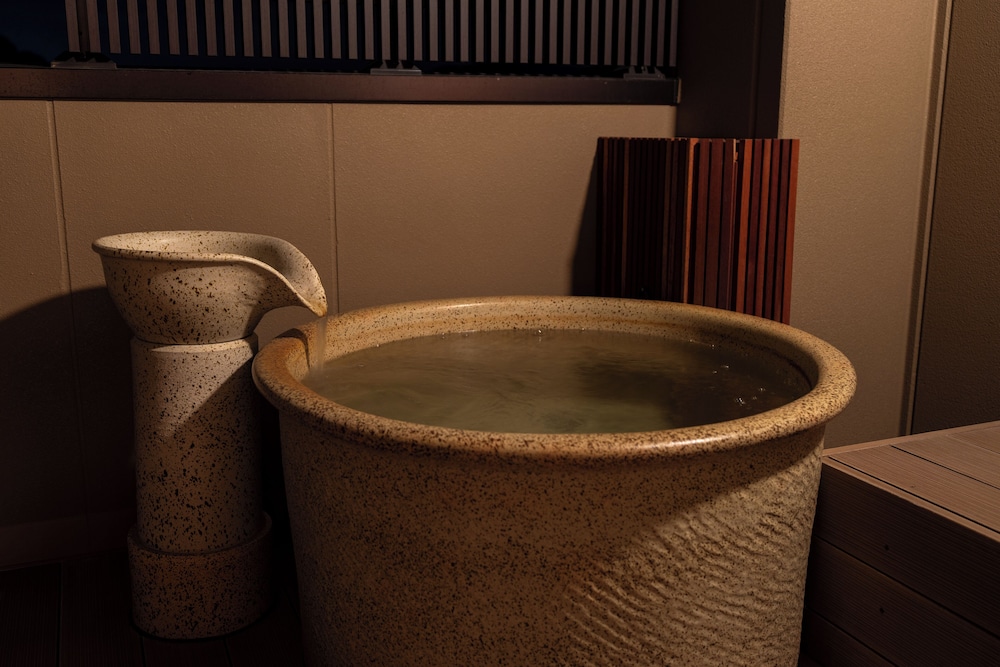 Corner Room with Open-air Bath, Non Smoking photo 2