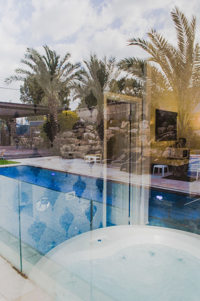 Luxury Cabin, 1 King Bed, Pool View photo 3