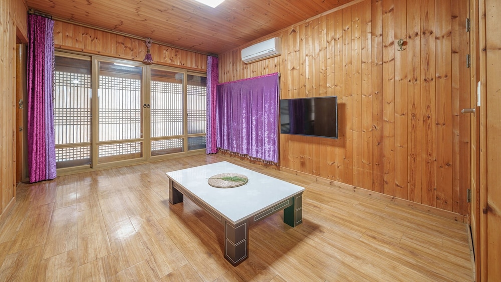 Basic Room, 1 Bedroom (Separate House Moon)
