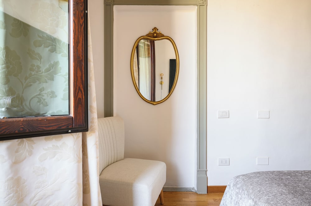 Deluxe Suite (Duomo View)