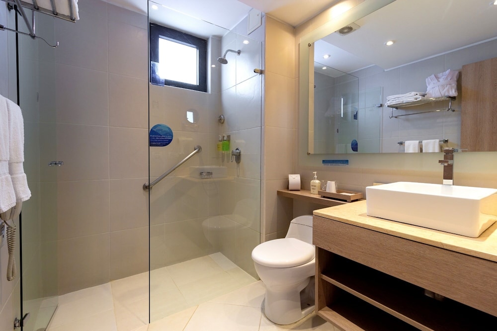 Superior Room, 2 Double Beds - Photo 5