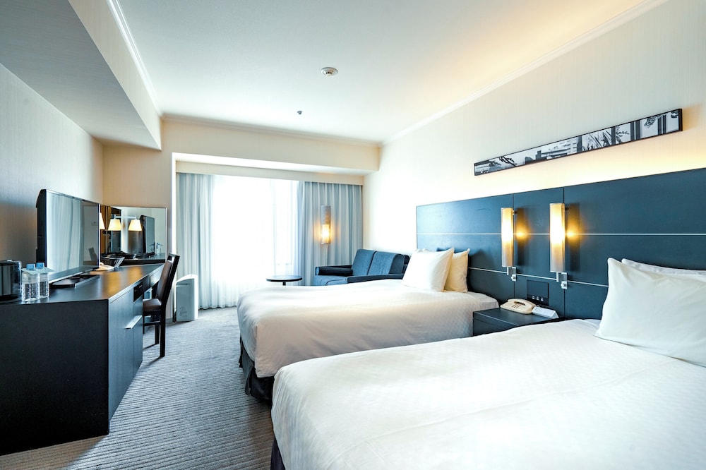 Standard Triple Room, Non Smoking (2 Singles And 1 Extra Bed)