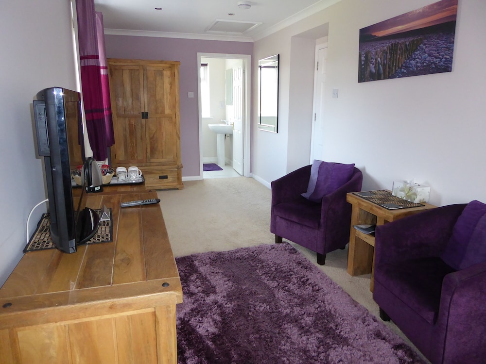 Double Room, Private Bathroom (Thames) photo 2