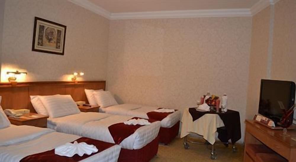 Triple Room photo 2