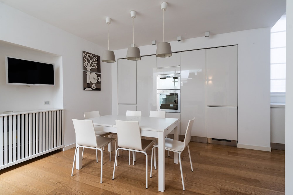 Apartment, Balcony