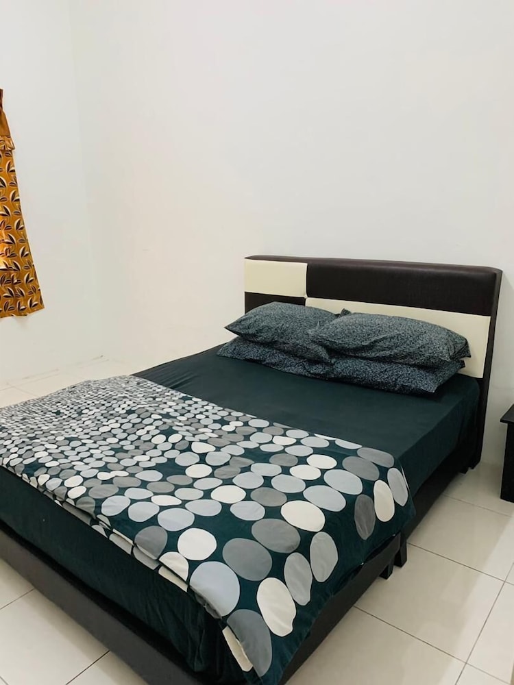 Family House, 4 Bedrooms, Non Smoking, Hill View photo 1