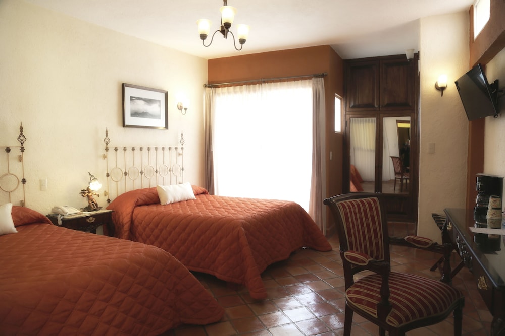 Standard Double Room - Photo 2