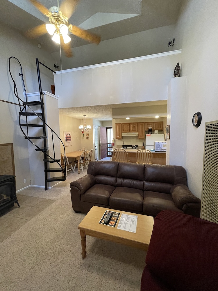 16D - 1 Bed Loft photo 1