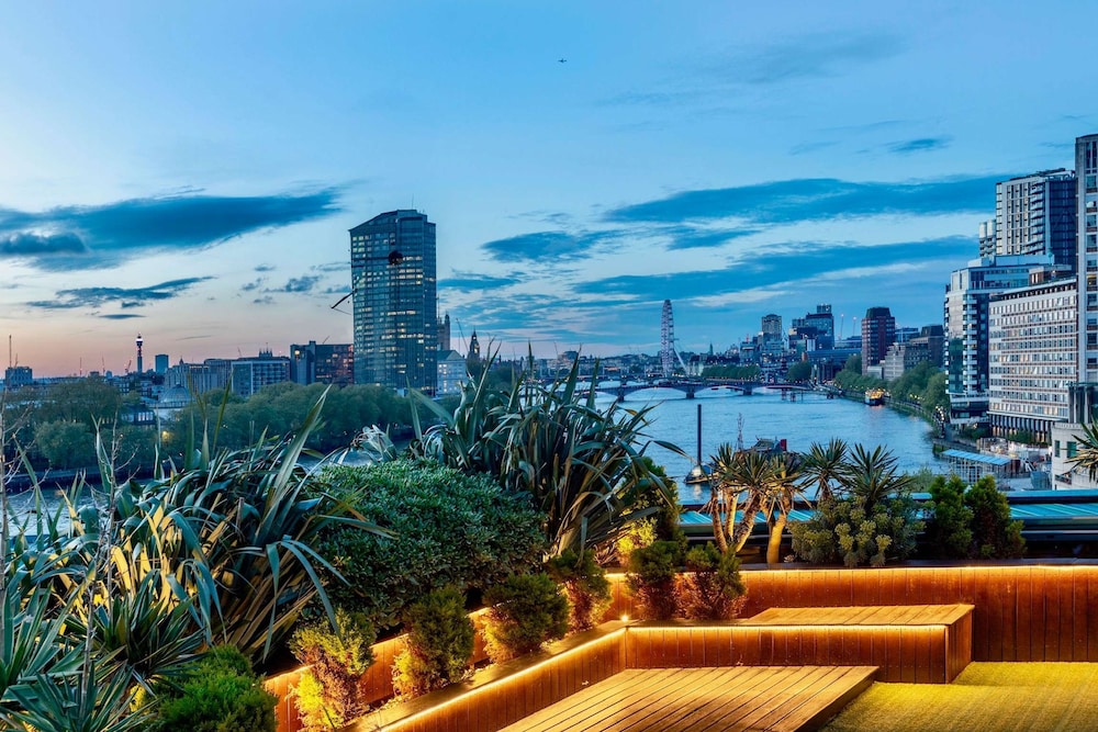 The English Rose Luxury 3 bed With Private Terrace - by Out of Office Lifestyle, Photo 20