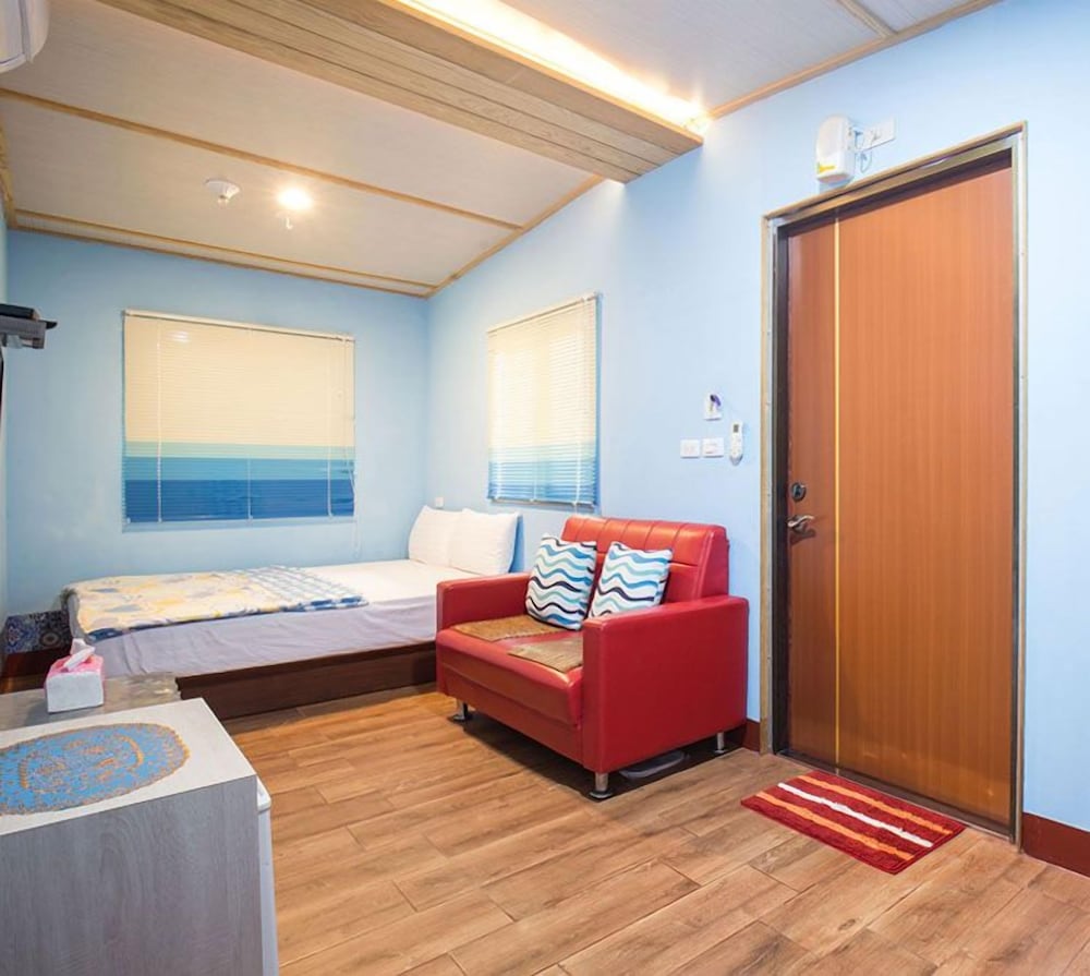 Economy Double Room photo 3