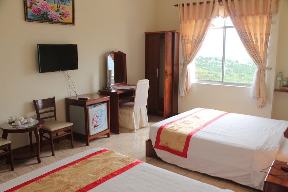 Deluxe Twin Room photo 3