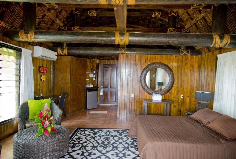 Bungalow, Ocean View photo 2