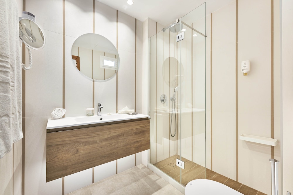 Double Room Single Use, Balcony Double Room Single Use, Balcony