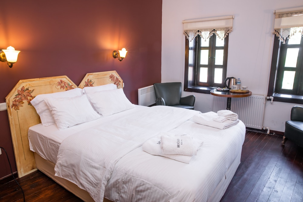 Classic Double Room