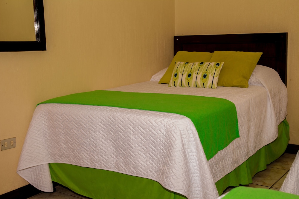 Standard Room, 3 Bedrooms photo 2