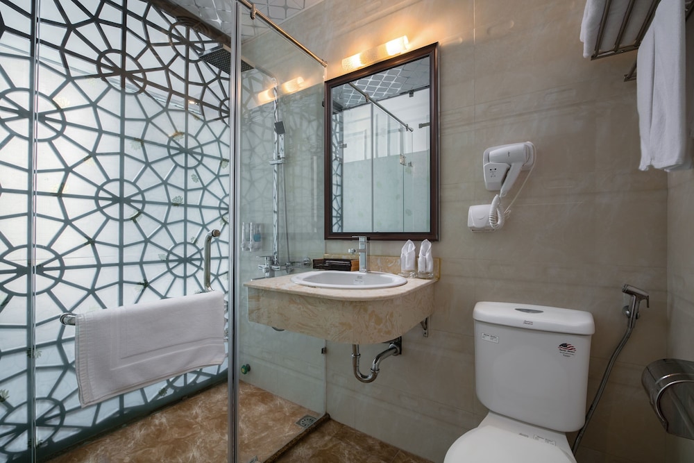 Deluxe Double or Twin Room, Accessible, City View photo 3