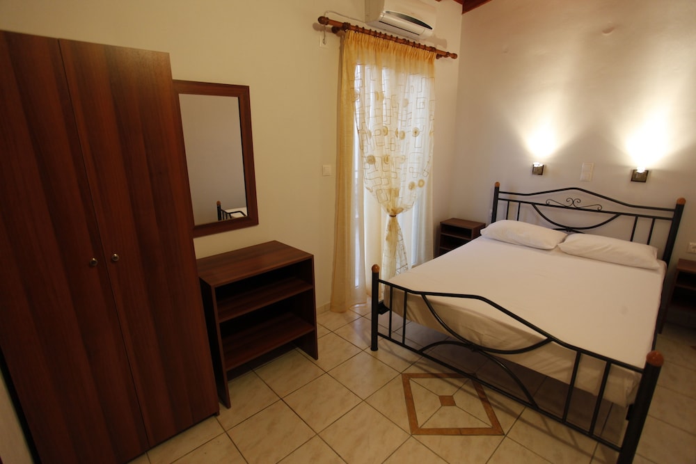 Standard Room, Sea View - Photo 4