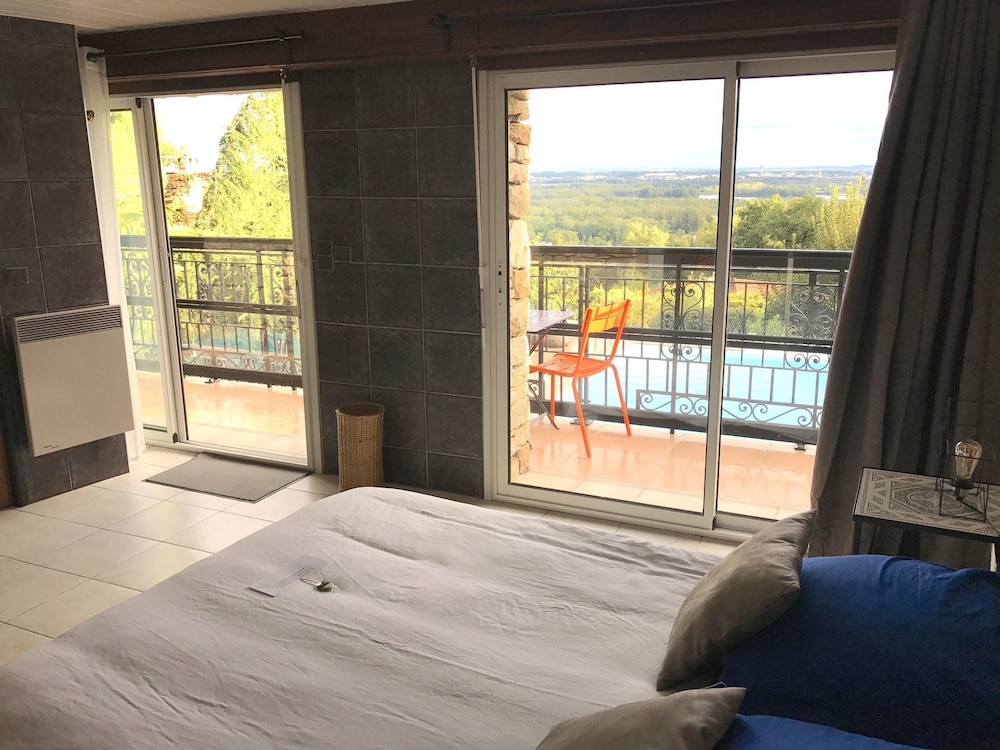 Double Room, Balcony (Palmiers)