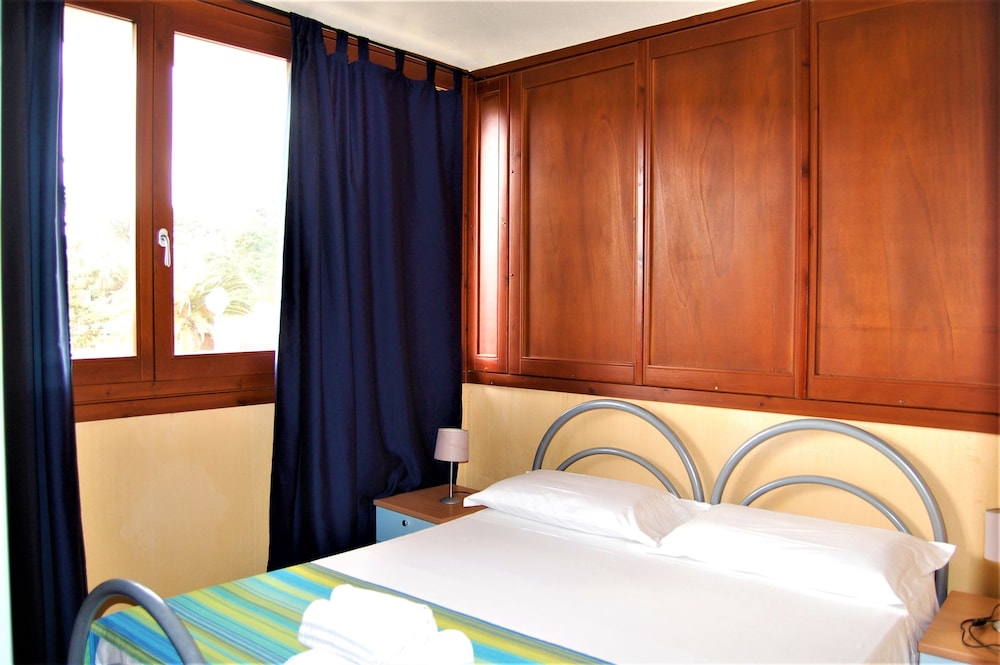 Apartment, 2 Bedrooms, Tower photo 1