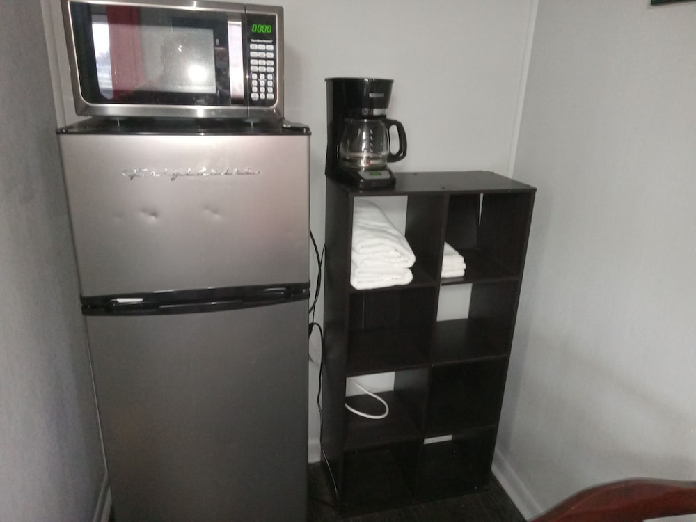 Basic Single Room photo 3
