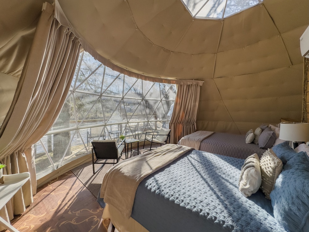Hemlock Glamping Dome