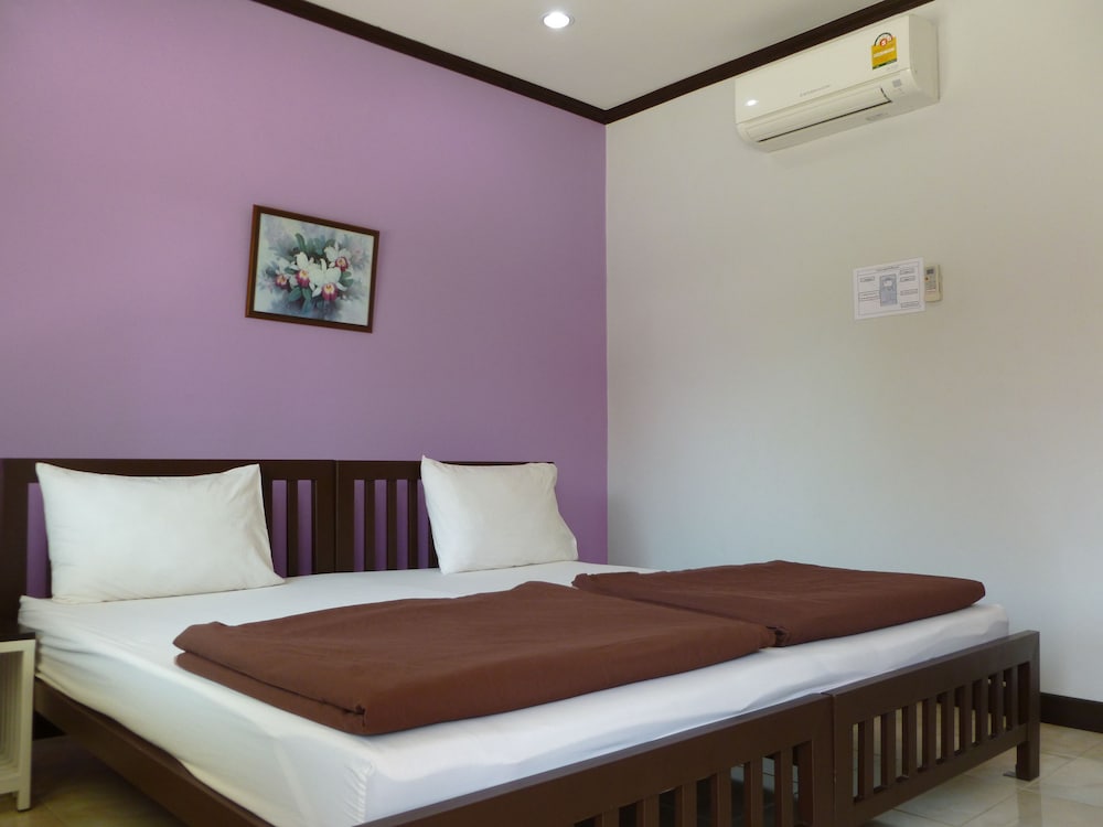 Superior Room, 1 King Bed, Non Smoking, Ensuite
