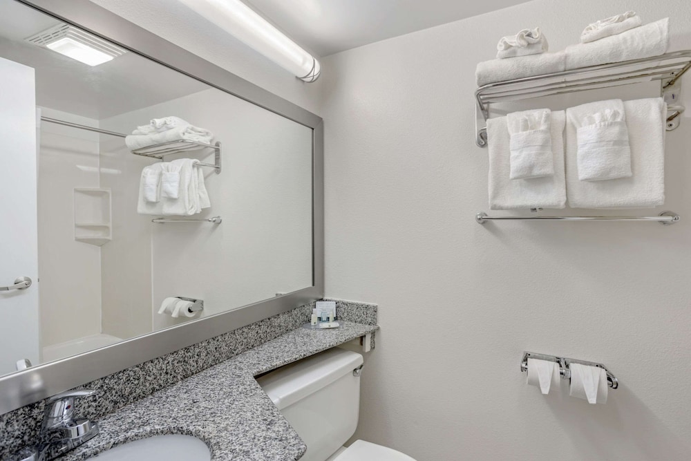 Room, 2 Double Beds, Smoking photo 2