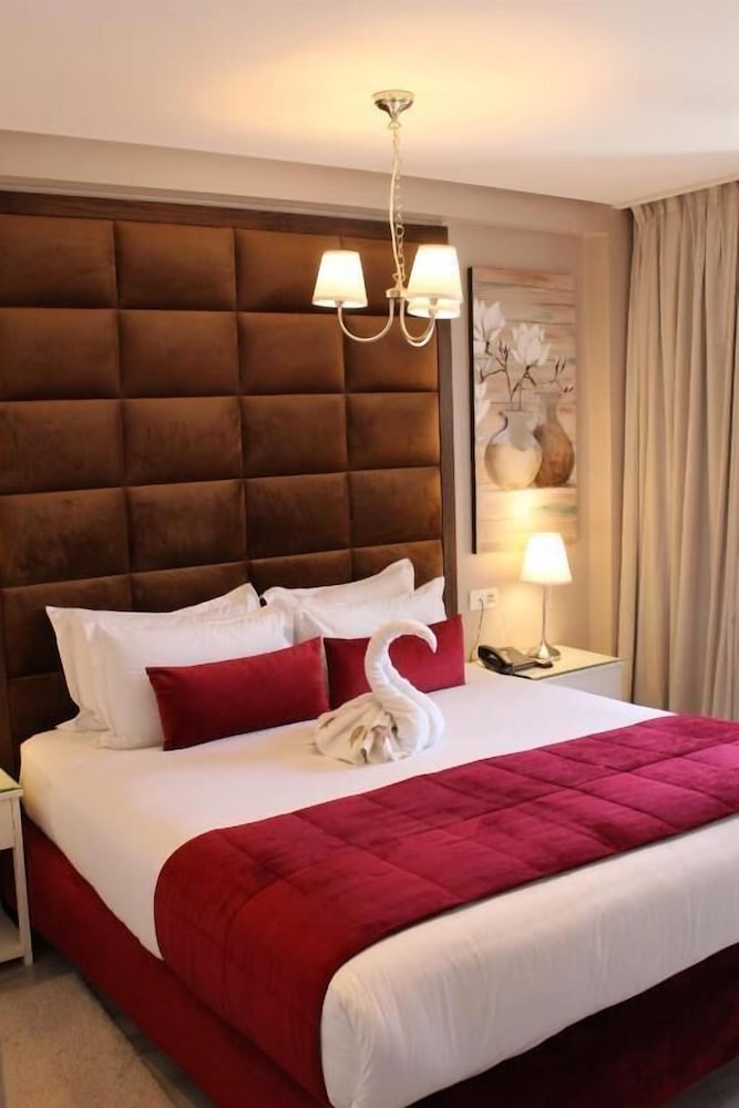 Suite (De Luxe) photo 1