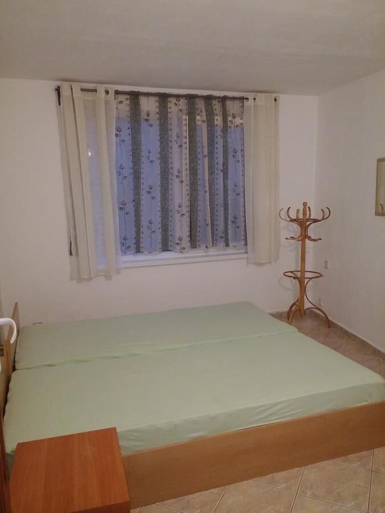 Economy Apartment, Non Smoking, Patio photo 2