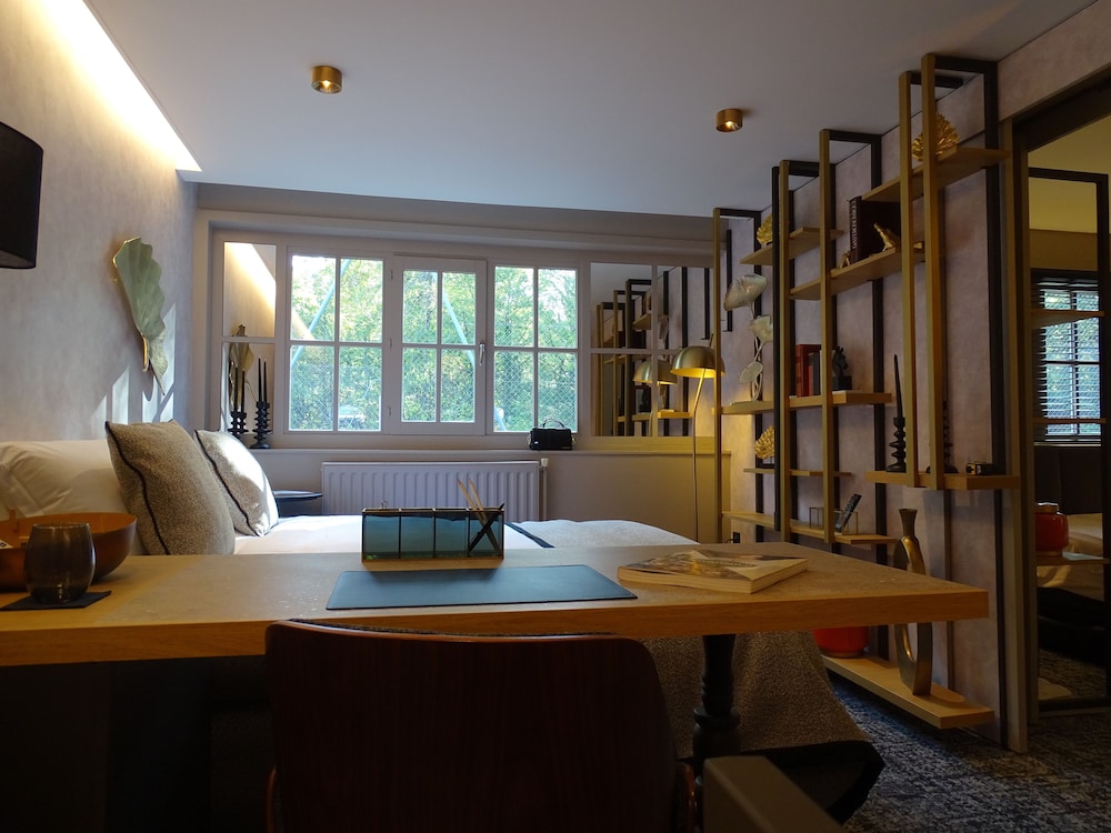 Pro Work Suite (Factory) - Photo 2