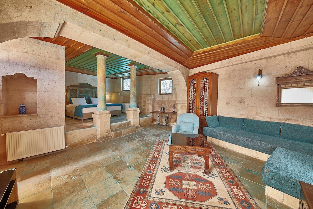 Royal Suite, Valley View