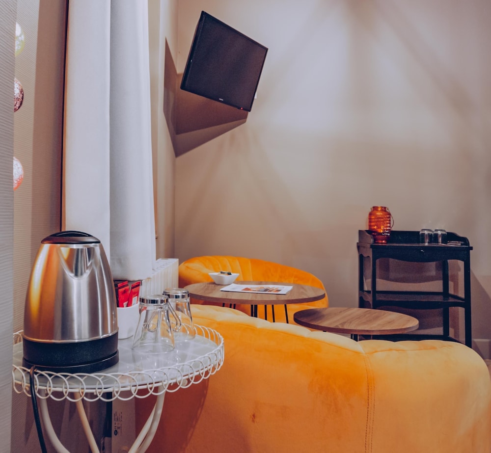 Double Room, Private Bathroom (Chambre Coton)