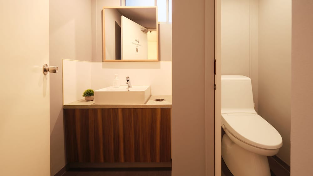 [Shared Bathroom] Female Only Shared Dormitory (4 Bedrooms)
