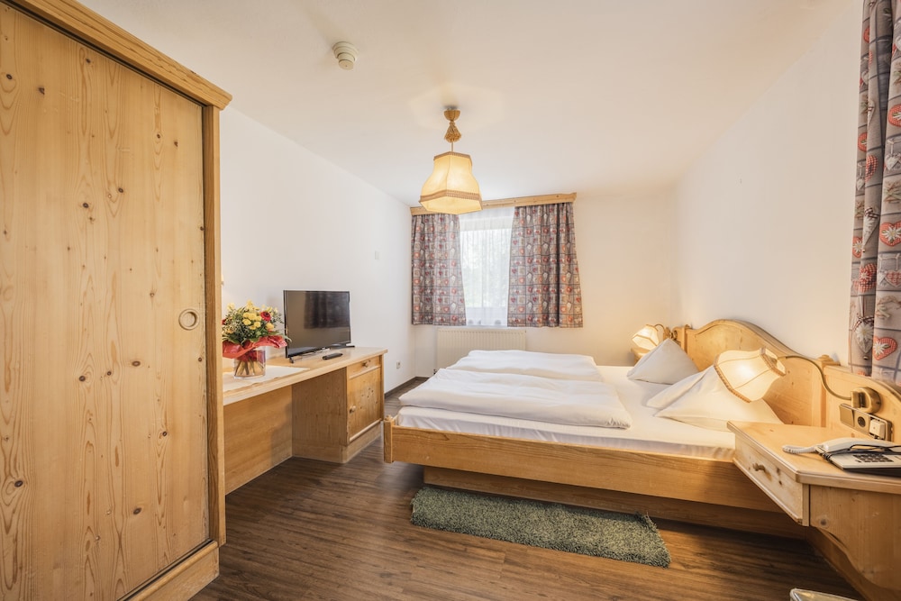Traditional Double Room (Krokus) photo 2