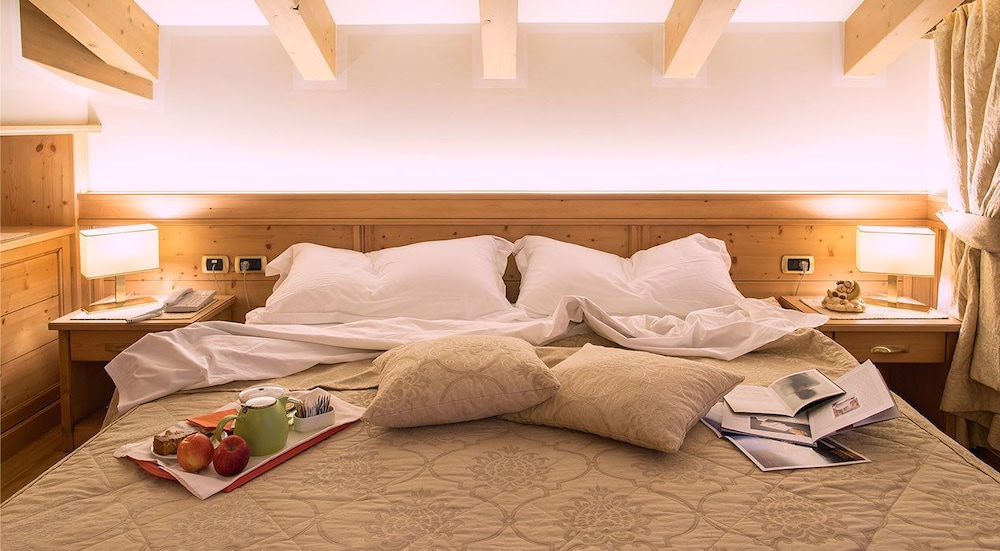 Deluxe Suite photo 1