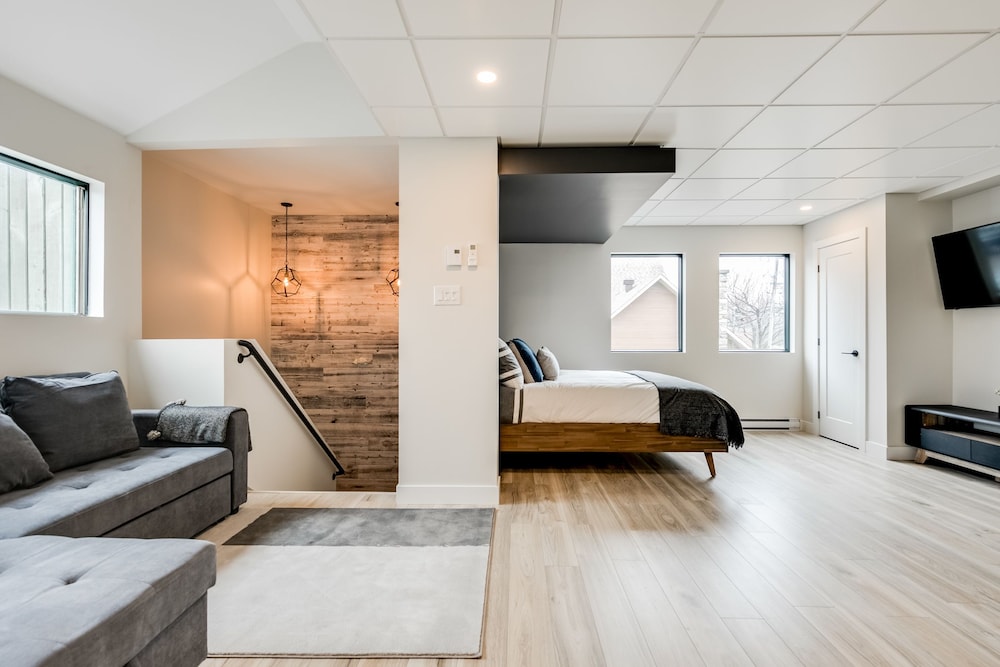 Condo photo 3