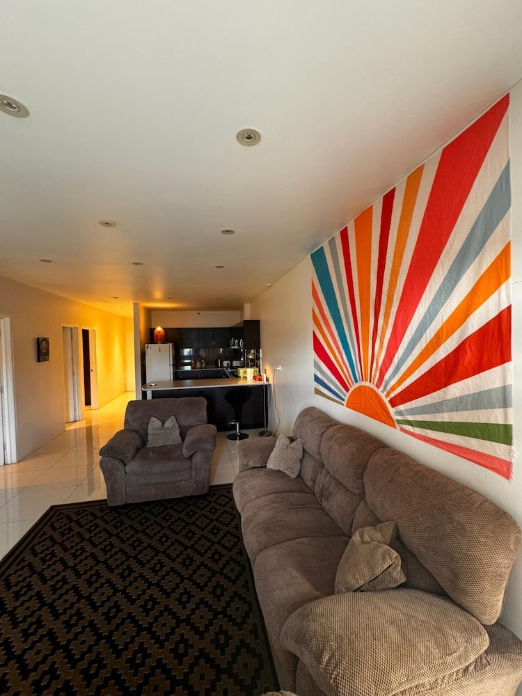 Apartment, 2 Bedrooms, Balcony, Partial Ocean View photo 1