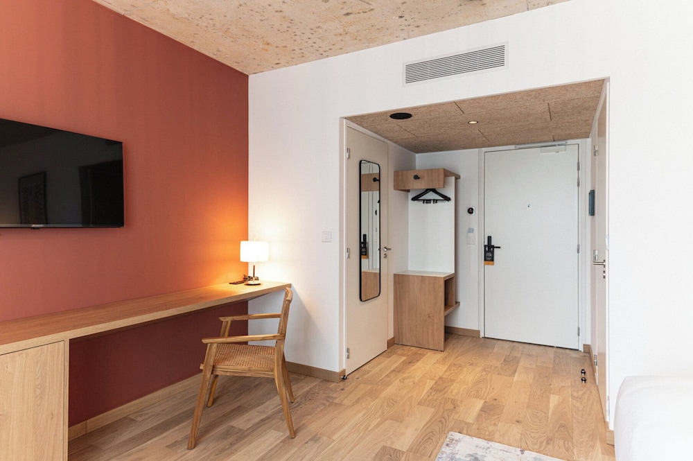 Standard Room - Photo 7