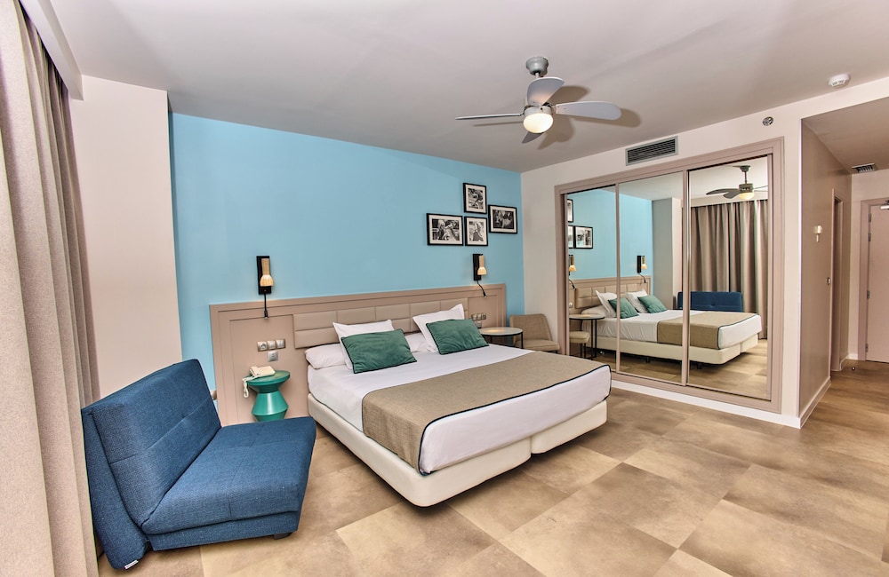 Superior Room - Photo 15
