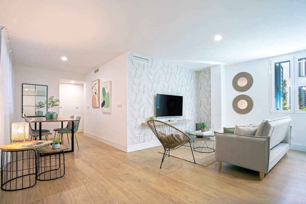 Apartment (2 Bedrooms)