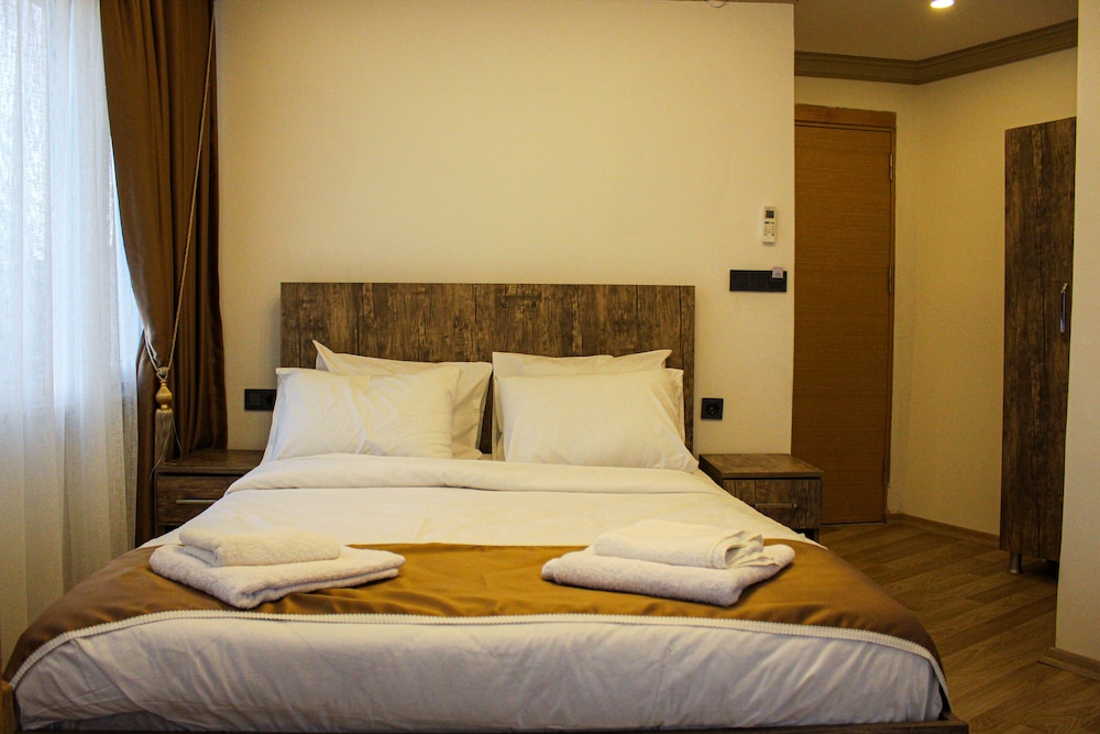 Standard Room photo 3