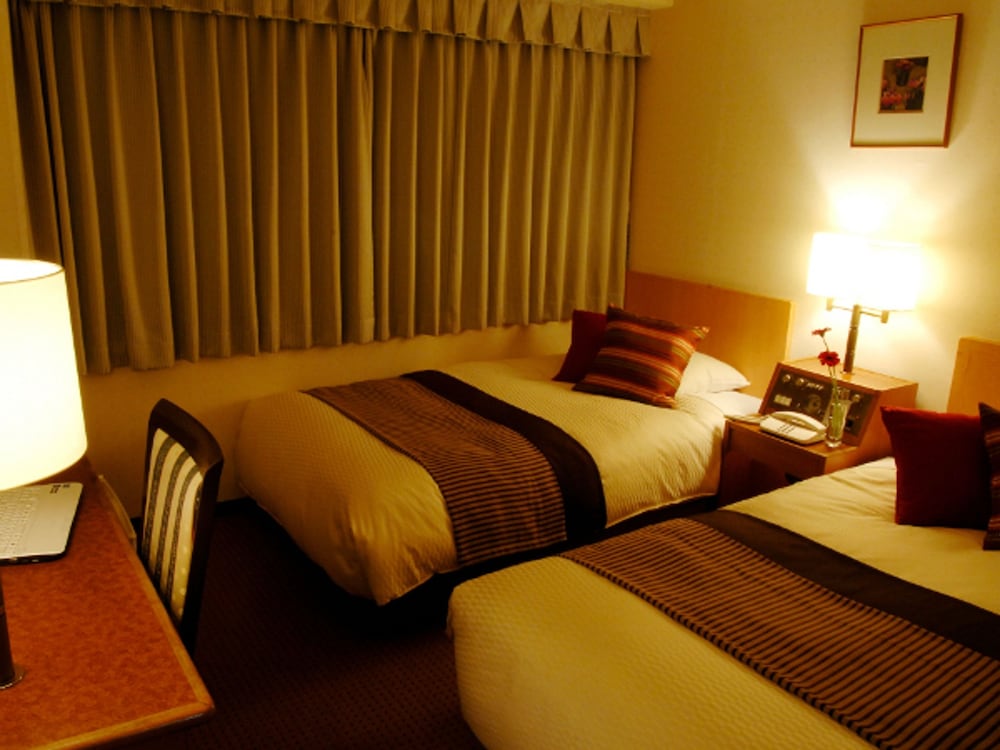 Twin Room, Smoking photo 1