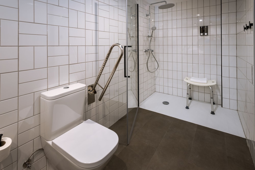 Standard Double or Twin Room, Sea View - Photo 10
