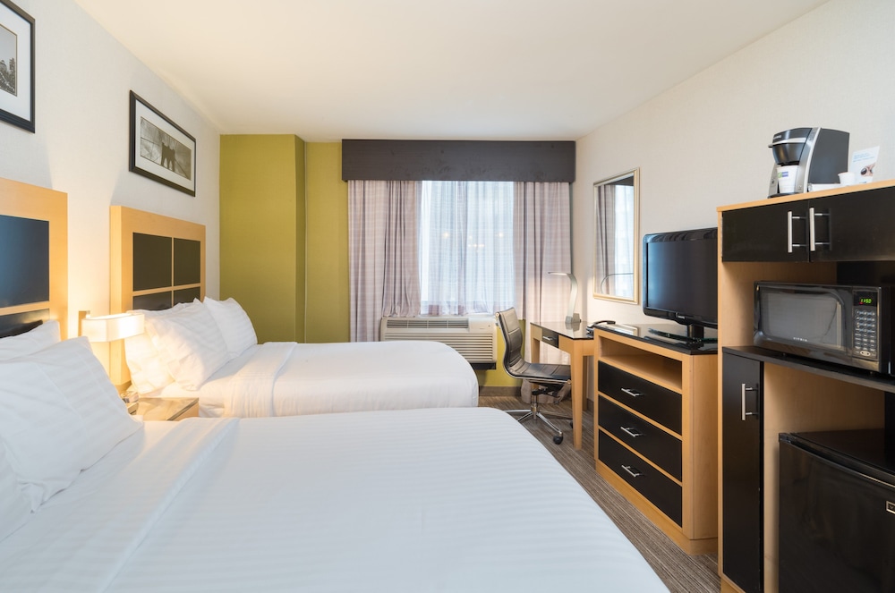 Standard Room, 2 Double Beds photo 1