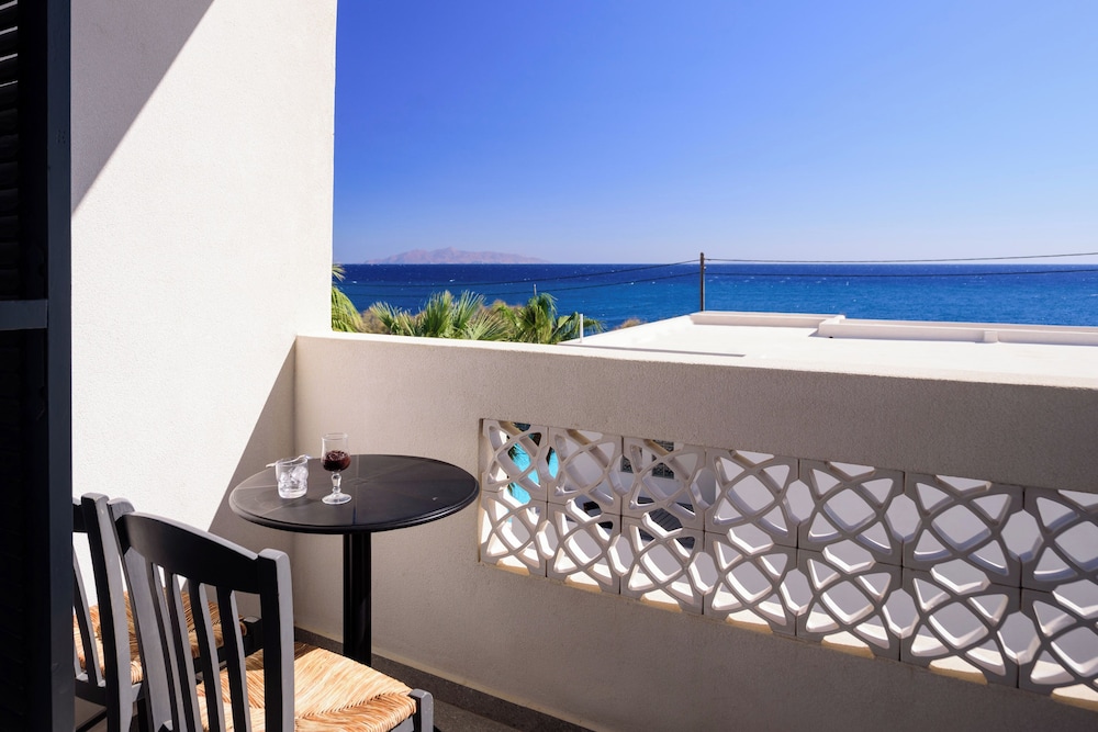 Double Room Sea View - Photo 6