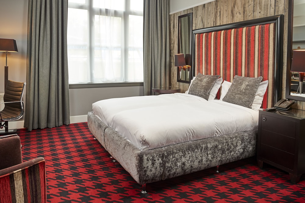 Standard Twin Room - Photo 1