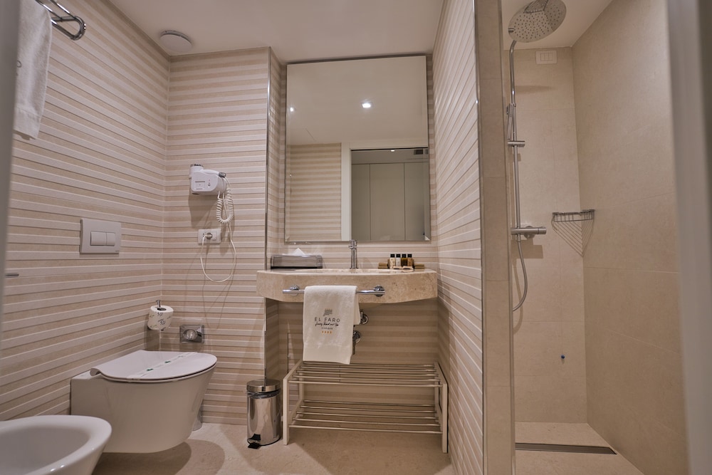 Superior Room, Balcony, Sea View - Photo 2