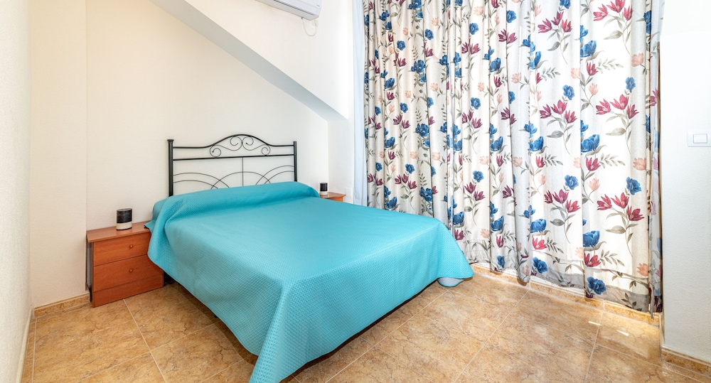 Standard Apartment, 3 Bedrooms photo 2